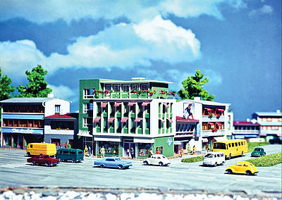 Vollmer 47729 N Scale Bank - Kit (Plastic) -- 3-3/4 x 1-3/4 x 3-1/4"  9.5 x 4.5 x 8.3cm