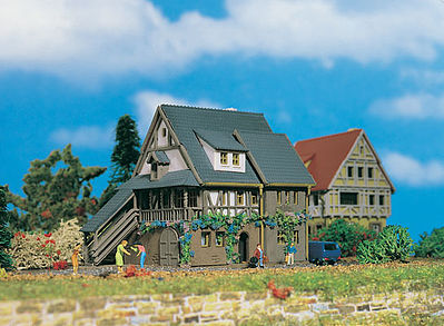Vollmer 49547 Z Scale Wine Store -- 1-3/16 x 2-5/16"  3 x 5.8cm