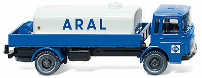Wiking 80899 HO Scale MAN Low-Side Delivery Truck w/Oil Tank - Assembled -- Aral (blue, white)