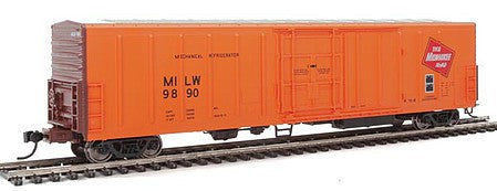 Walthers Mainline 910-3933 HO Scale 57' Mechanical Reefer - Ready to Run -- Milwaukee Road #9890 (orange, Boxcar Red, red)