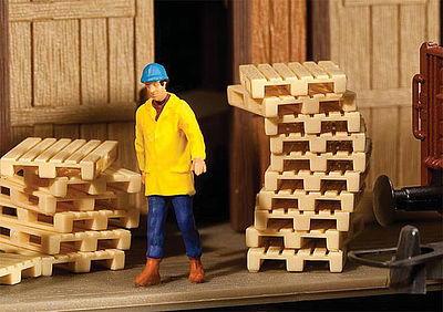 Walthers SceneMaster 949-4129 HO Scale Wood Pallets -- Kit pkg(12)