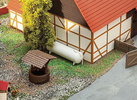 Walthers SceneMaster 949-4186 HO Scale Small Propane Tank -- Kit