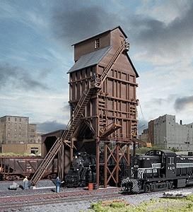 Walthers Cornerstone 933-3823 N Scale Wood Coaling Tower -- Kit - 3-5/8 x 2-1/4 x 6-1/2"  9.2 x 5.7 x 16.5cm